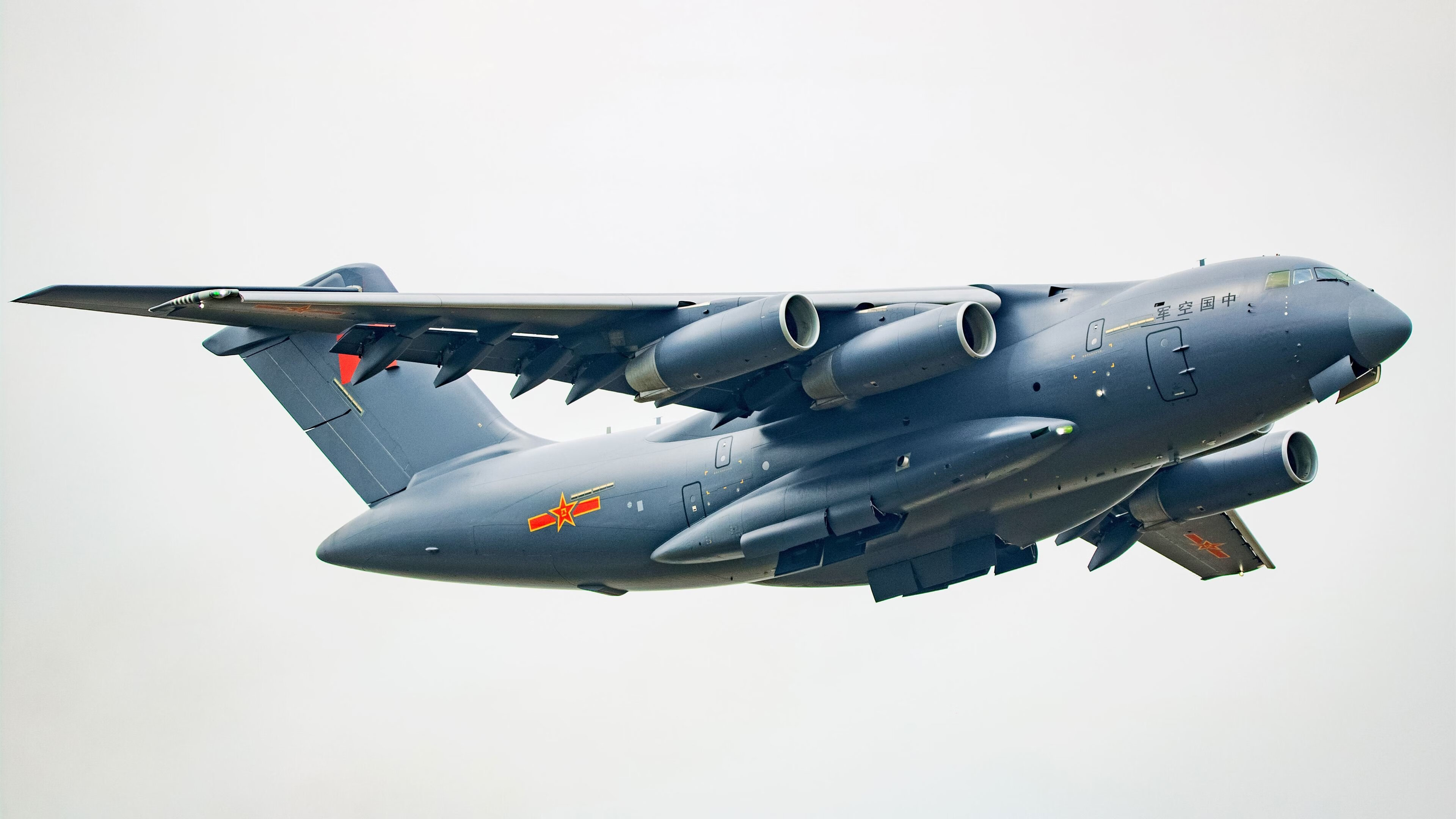 王者荣耀与英雄联盟手游赛事对比:移动电竞的未来在哪里?,王者荣耀vs英雄联盟手游