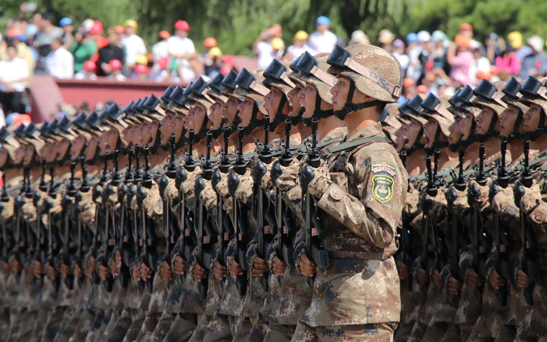 九游官网pc-湖人完封尼克斯，全明星赛前哨战中詹姆斯带伤作战，湖人介绍詹姆斯入场视频